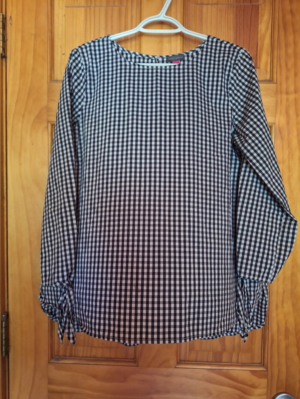 Vince Camuto Black & White Gingham Tie-Cuff Blouse Small